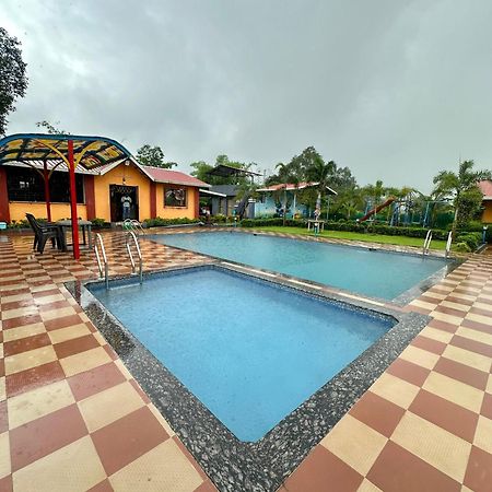 Karjat Ap Resort Extérieur photo