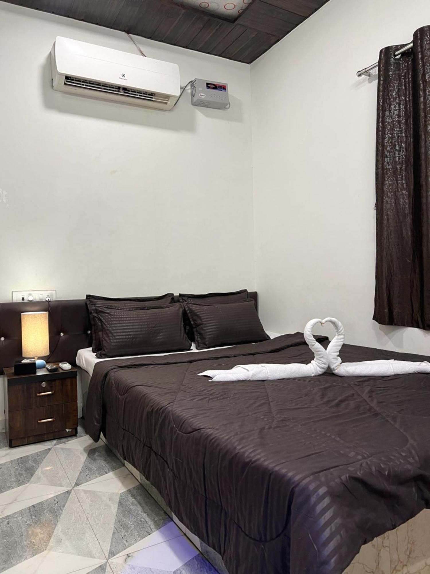 Karjat Ap Resort Extérieur photo